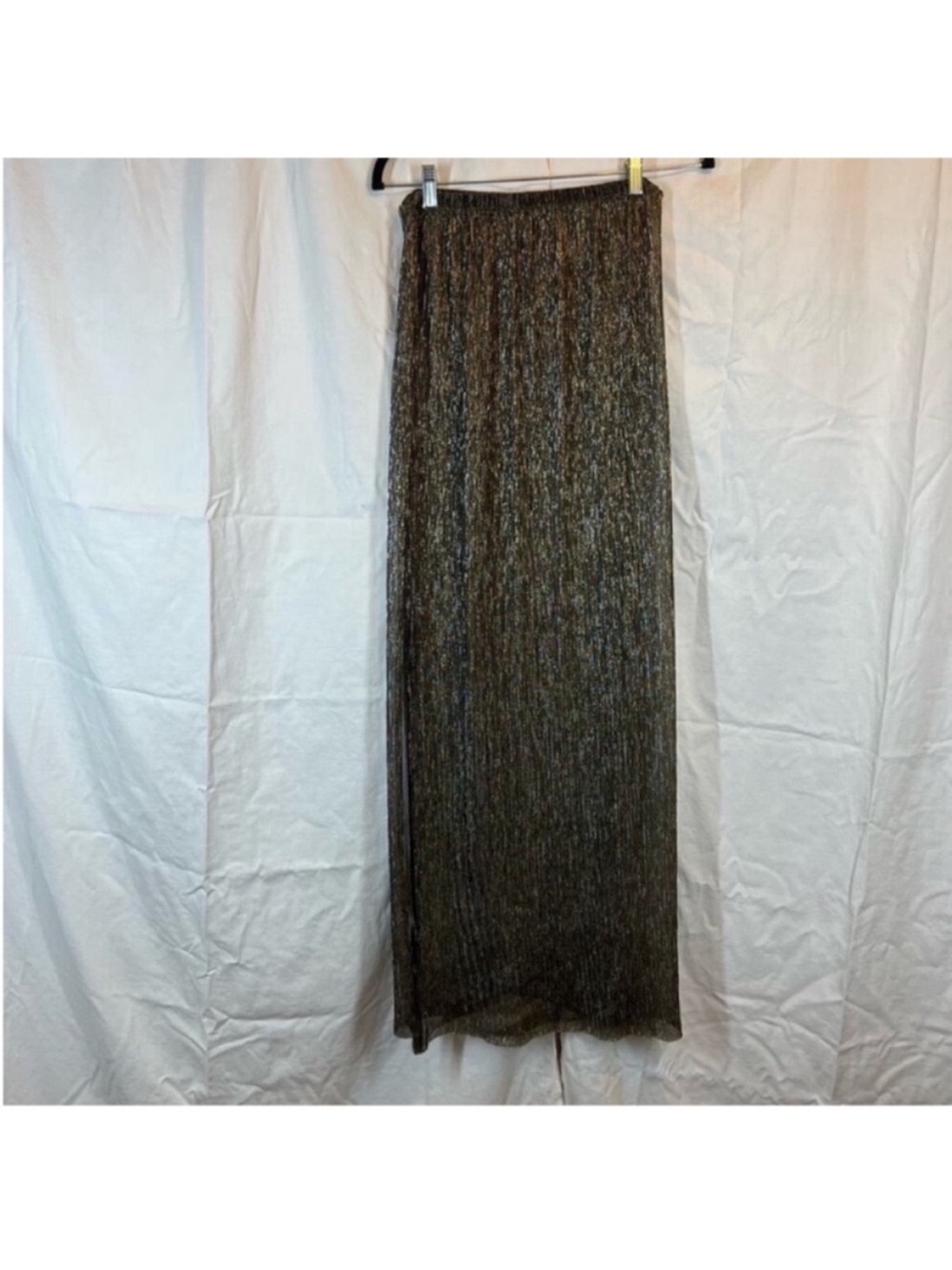 San joy Boutique Metallic Gold Shimmer Crinkle High Slit High Rise Maxi Skirt
